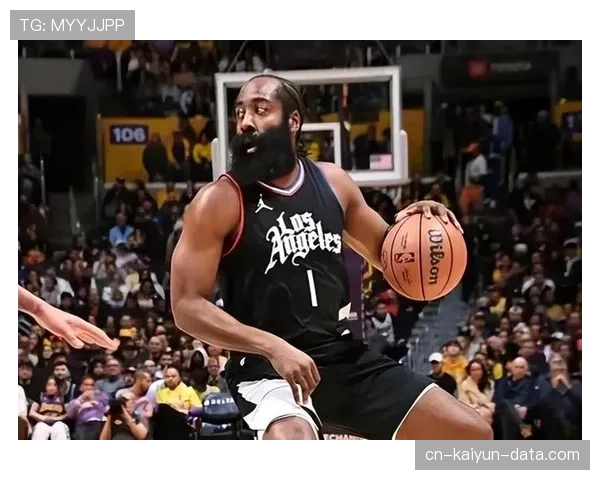 哈登无球效率提升，改变快船进攻结构