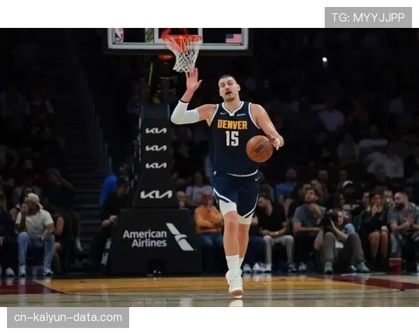 邓肯低位单打脚步制造高效进攻比约基奇式组织型更稳